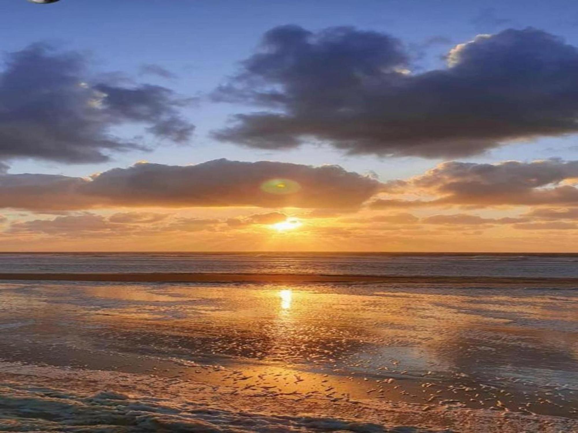 Comfortable Apartment In Oostende With Sea Views Zewnętrze zdjęcie